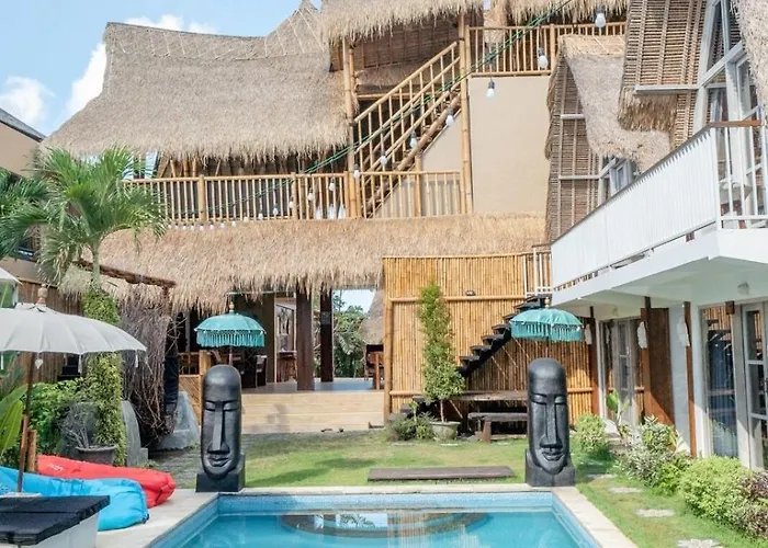 Big With Private Balcony 8 Mins To Pererenan * Denpasar